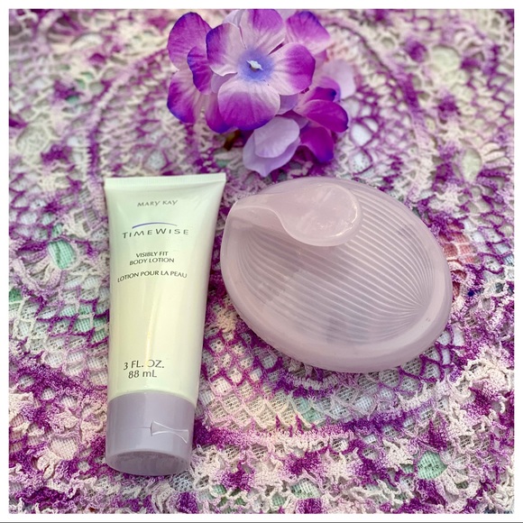 Mary Kay Timewise “Visibly Fit Body Lotion” & Massager Set Get Summer Ready 😎👙 - Picture 5 of 13